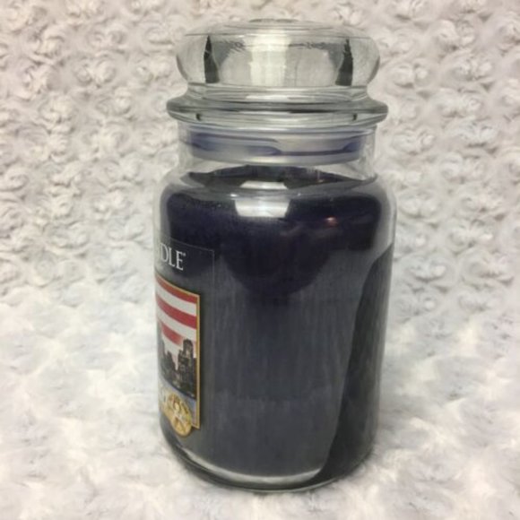 Boston Strong Rare Yankee Candle Commemorative Limited Edition 22 ounce Candle - Picture 7 of 12